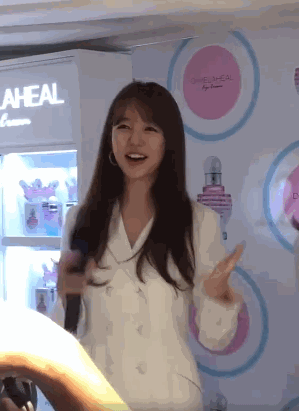 她的脸说回春就回春了…