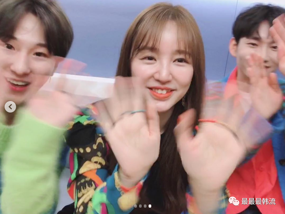 她的脸说回春就回春了…