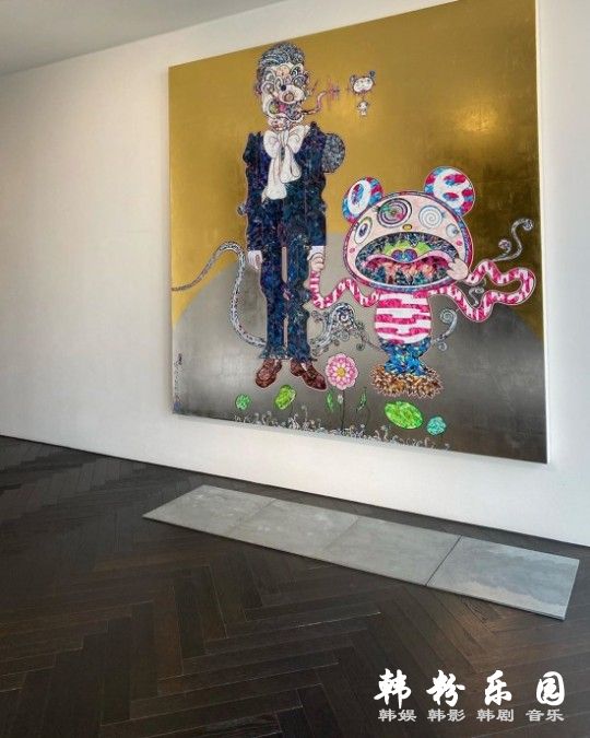 BIGBANG成员TOP 在社交网站公布豪宅照片