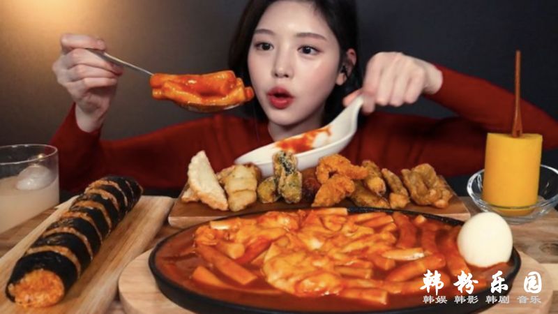 美女影片里多次出现诡异声音，真的有女鬼？