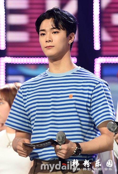 MBC M《show champion》直播 公园少女等艺人参加