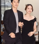 赵伦熙离婚一事发表立场：22日与李东健离婚