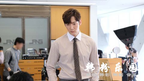 新剧《丧尸侦探》朴柱炫 崔振赫 申承浩 合作担任 主角