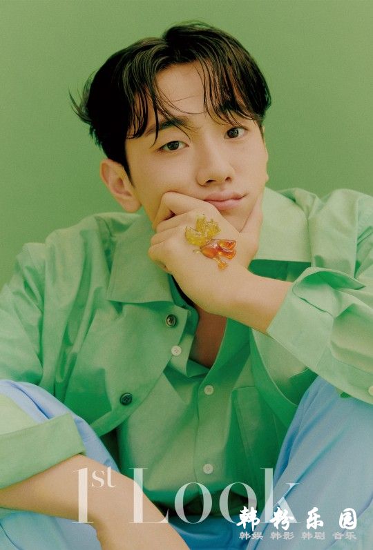 南润寿 夏日配色展清新男友魅力 最新写真曝光