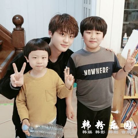 《SKY Castle》秀韩长这么高了 转眼181cm变清秀欧巴