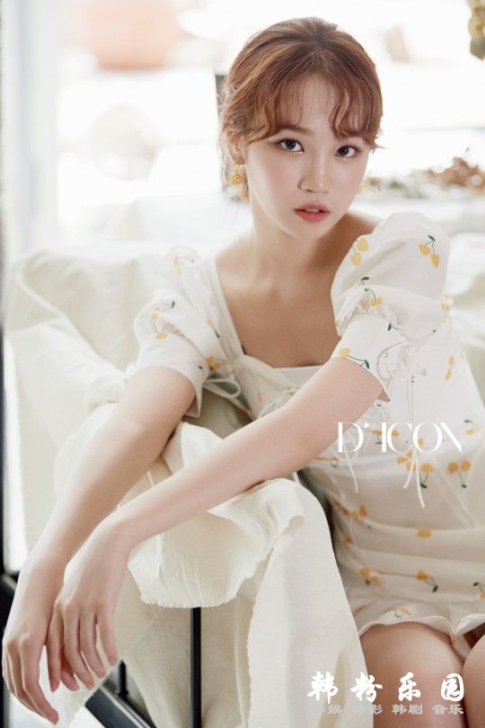 IZ*ONE 清纯甜美少女感十足 最新写真杂志曝光 