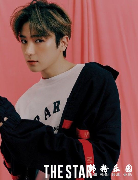 THE BOYZ 多彩搭配展清新少年魅力 杂志写真曝光