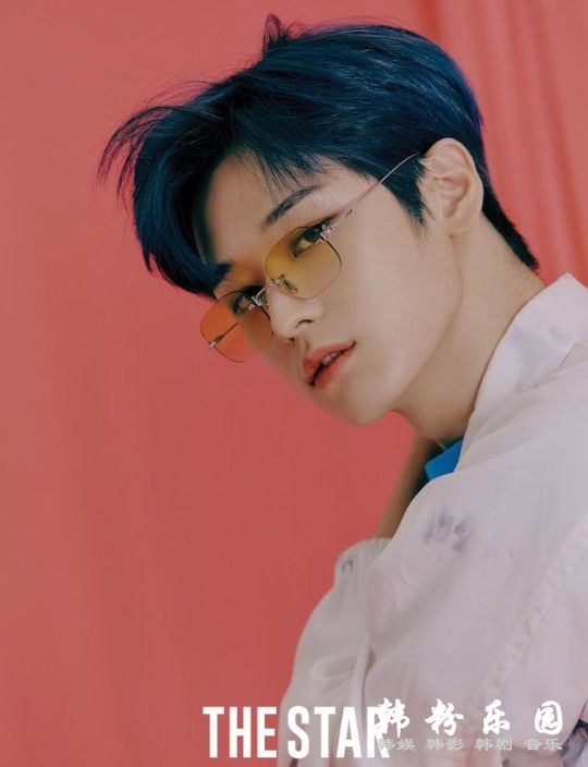 THE BOYZ 多彩搭配展清新少年魅力 杂志写真曝光