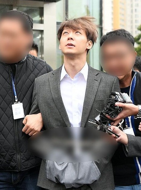 朴有天被拘捕后首次接受调查 继续追查毒品去向