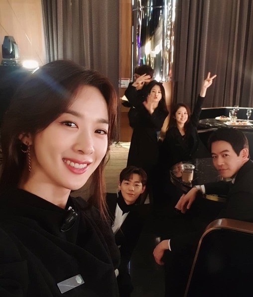 李清娥 近日公开《VIP》剧组成员的自拍照 在SNS